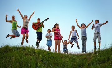 Les conseils pour bien choisir la colonie de vacances de votre enfant