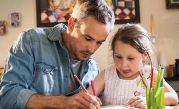 5 conseils pour aider votre enfant à faire ses devoirs