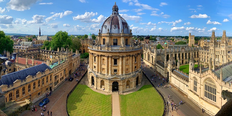 Les 10 choses à savoir sur le Oxford avant votre séjour